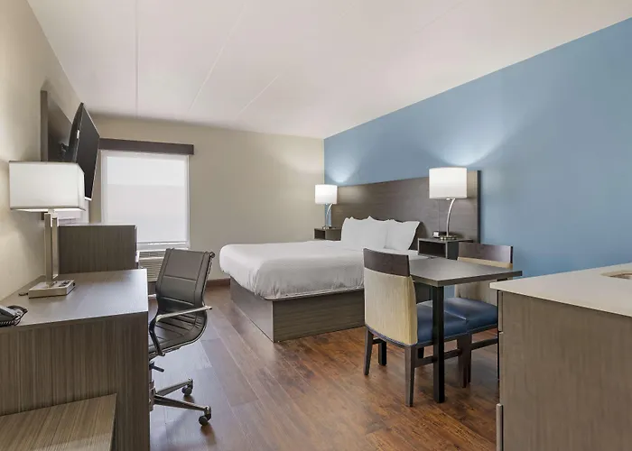 Western Chicago Southland 3* South Holland
