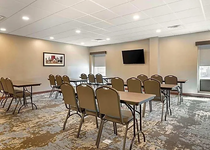 Western Chicago Southland 3*
