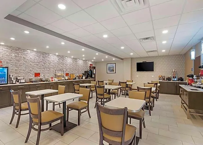 Western Chicago Southland Hotel 3*